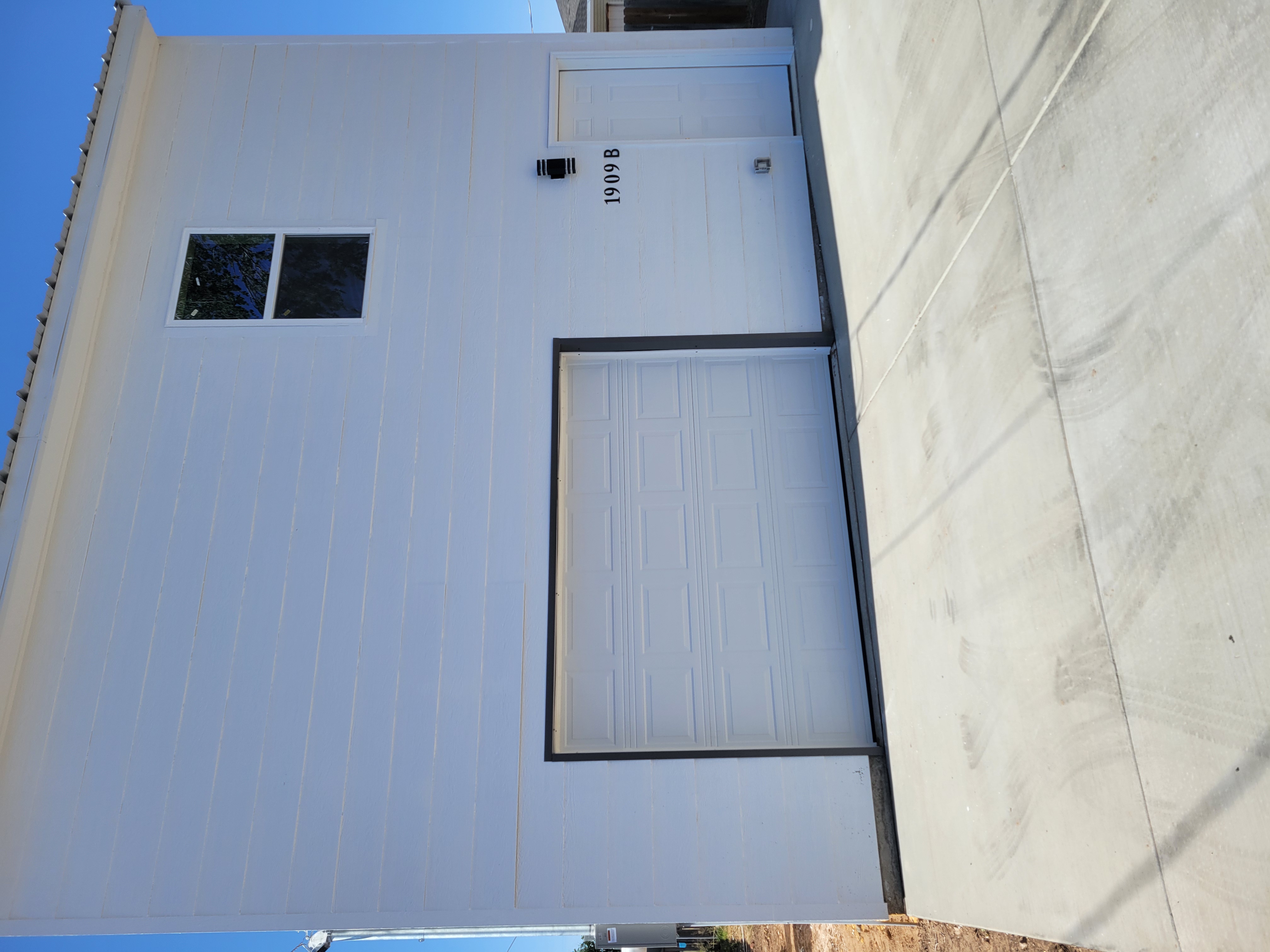 1909 B 1st Ave