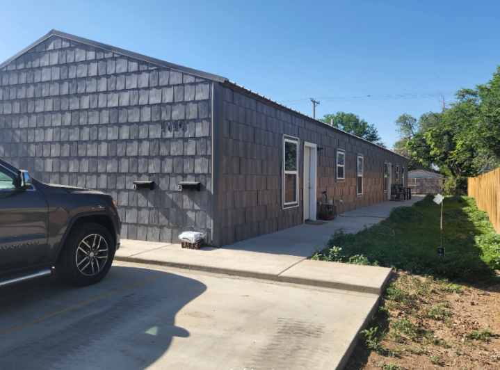 510 B 22nd St.